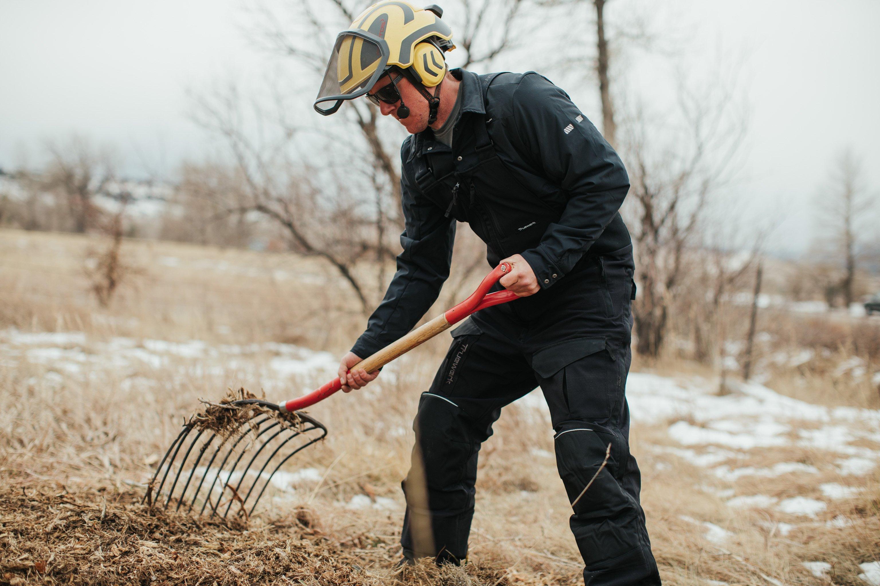 Designing Workwear for the Flow State: The T3 WerkBib