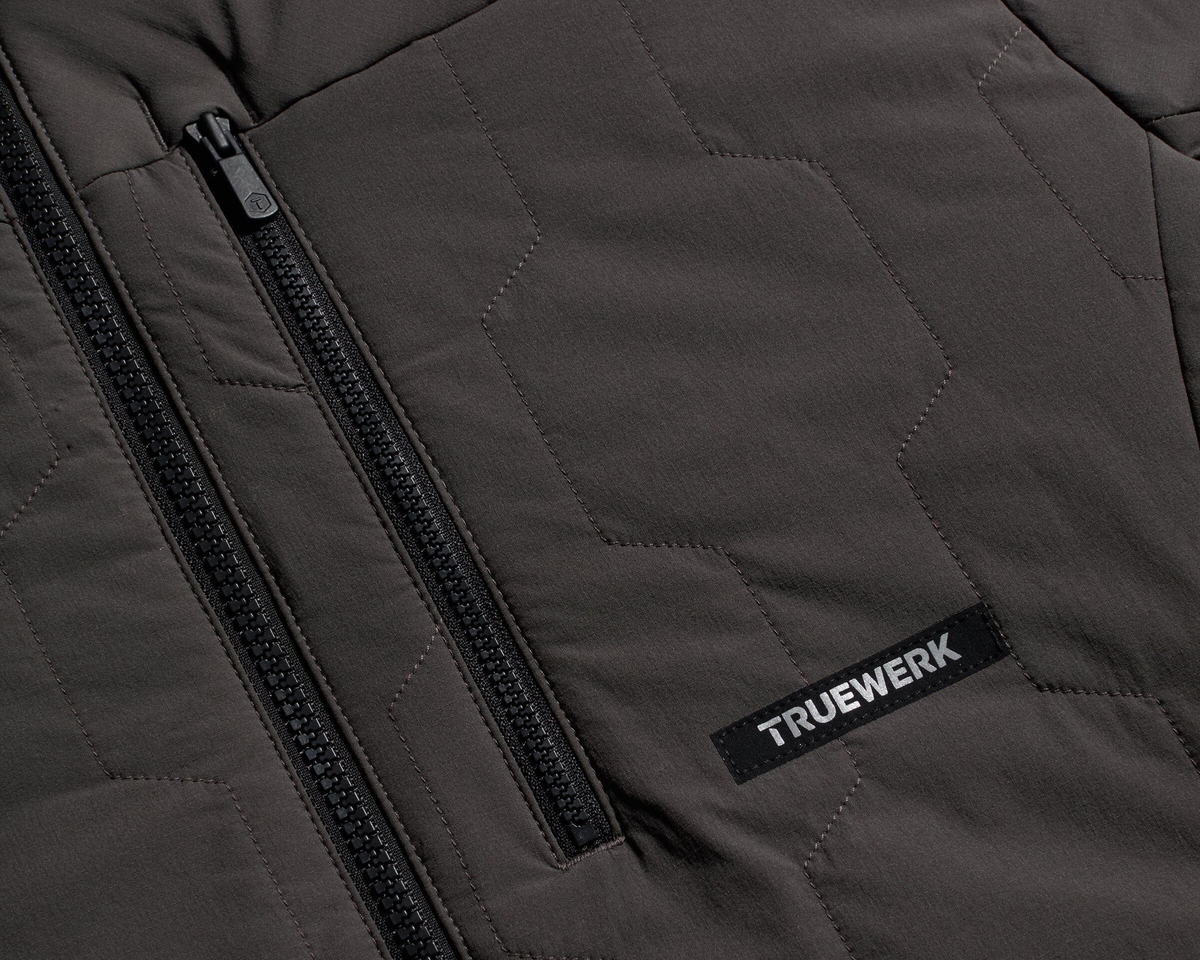 FW26_M3_Wobbie_Jacket_DeepGrey_4922_grey