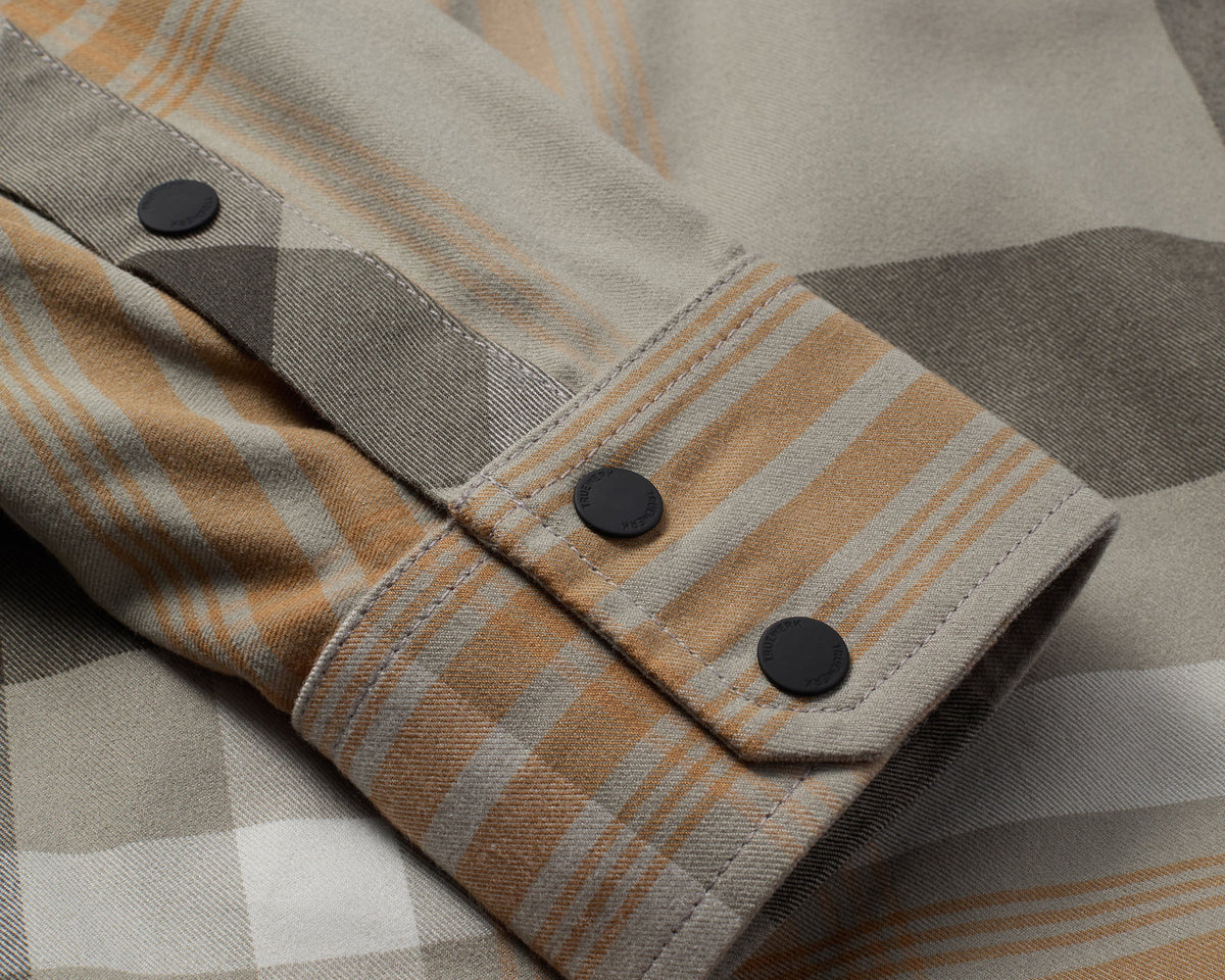 FW26_Tech_WerkShirt_LS_GreyPeatMacroPlaid_5772_grey_1