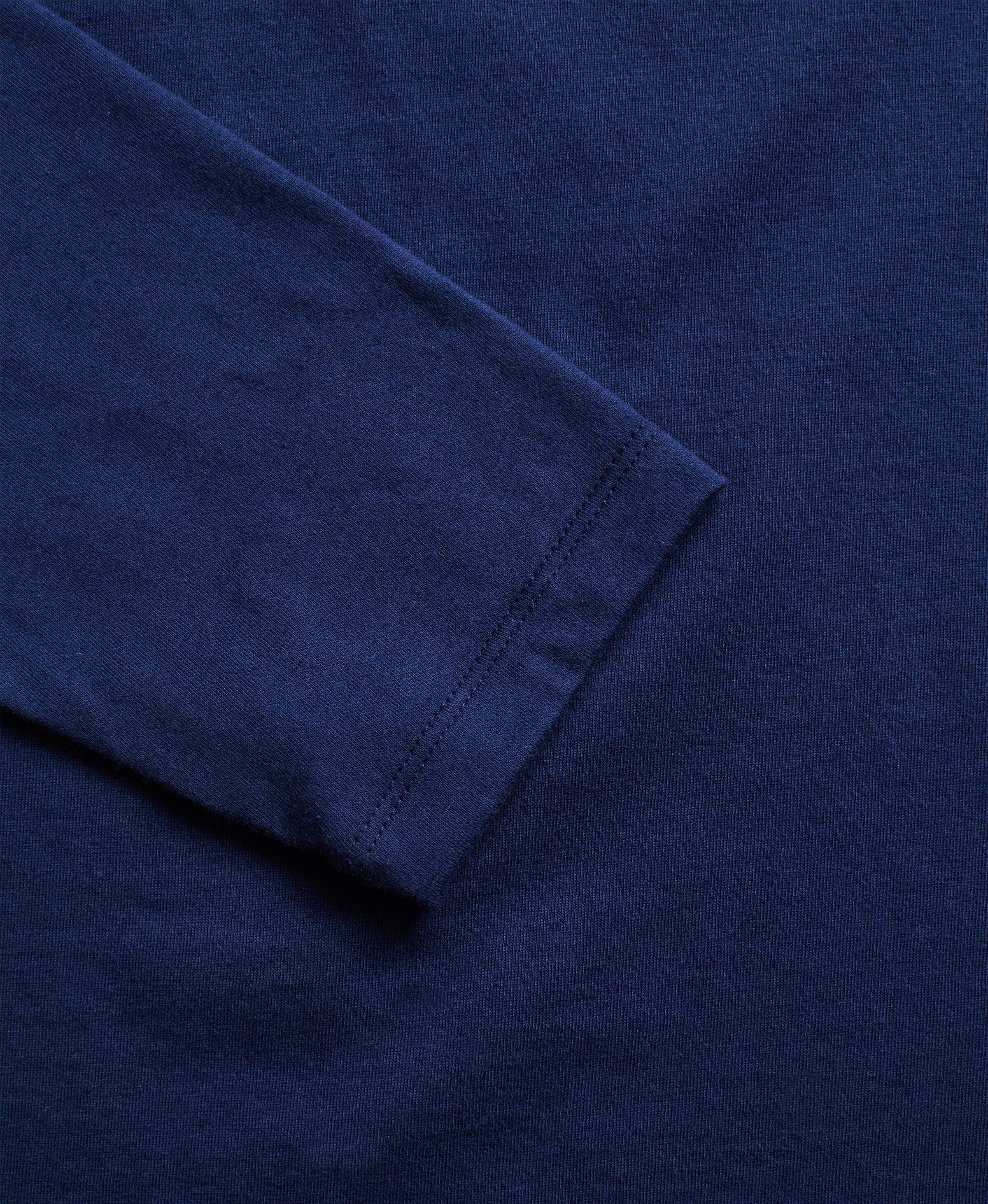 #color_navy