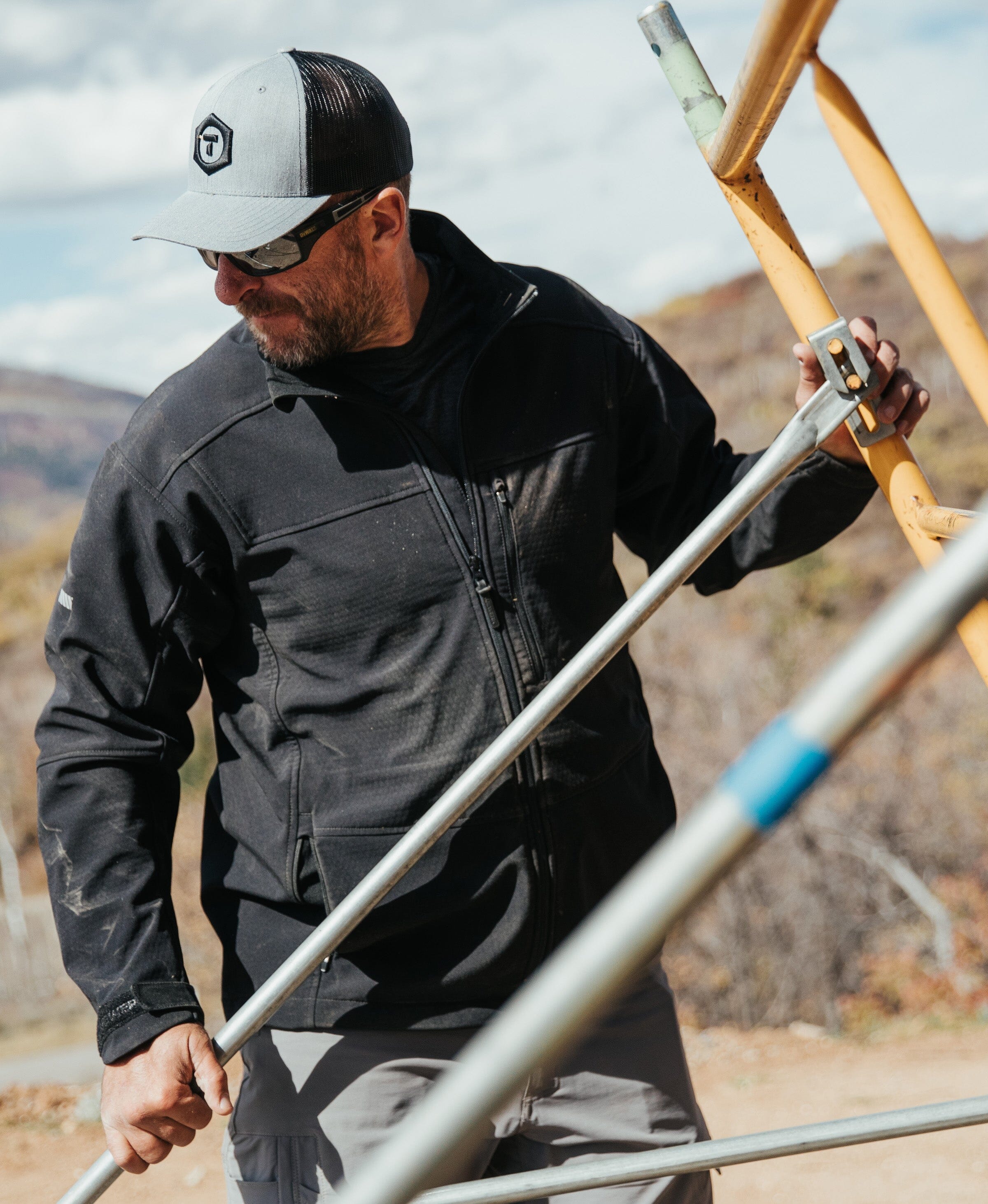 Men's Water-Resistant Jacket Durable Softshell Truewerk