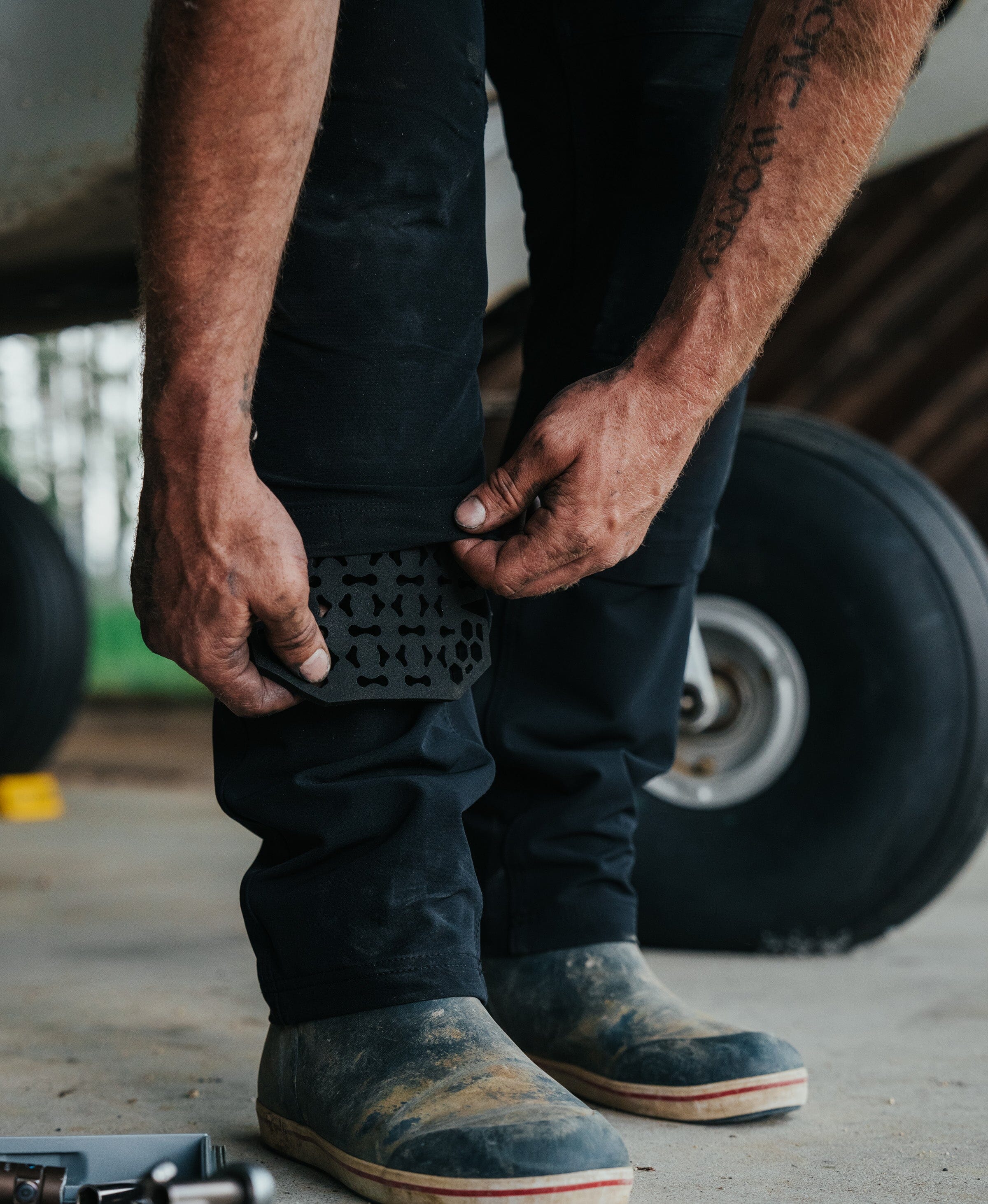 XP WerkPant with Knee Pads - Main Image